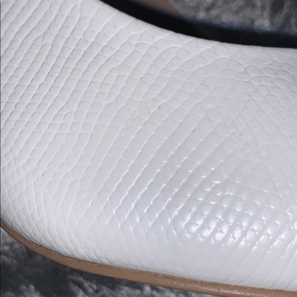 Heels - Picture 2 of 2